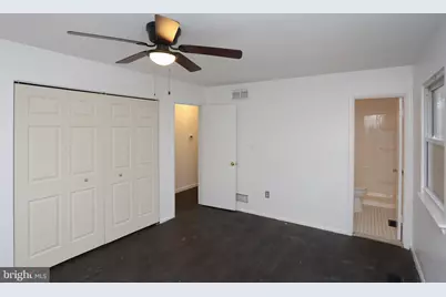 225 Pennsylvania Avenue, Pasadena, MD 21122 - Photo 25