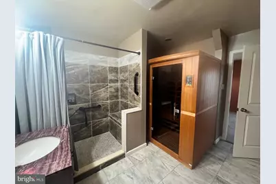 502 3rd Avenue SW, Glen Burnie, MD 21061 - Photo 5