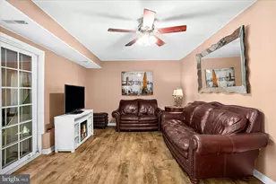 614 Nolberry Dr, Glen Burnie, MD 21061 - Photo 5