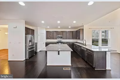 340 Daleview Drive, Glen Burnie, MD 21060 - Photo 7