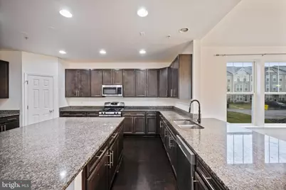 340 Daleview Drive, Glen Burnie, MD 21060 - Photo 5