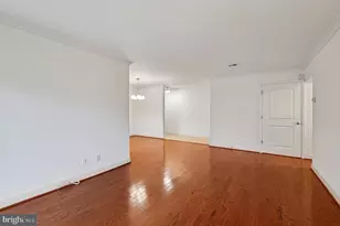 300 Hilltop Ln, Annapolis, MD 21403 - Photo 11