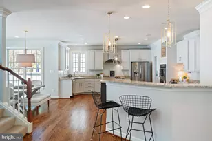 726 Pearson Point Pl, Annapolis, MD 21401 - Photo 17