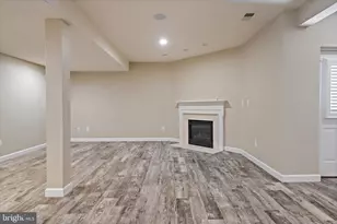 726 Pearson Point Pl, Annapolis, MD 21401 - Photo 57