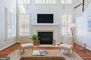 726 Pearson Point Pl, Annapolis, MD 21401 - Photo 15