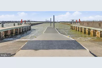 7710 Suitt Drive, Pasadena, MD 21122 - Photo 15