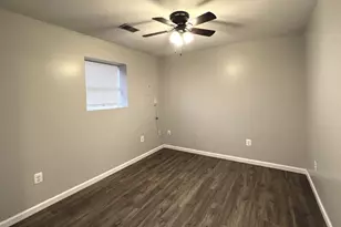 2610 Streamview Dr, Odenton, MD 21113 - Photo 19