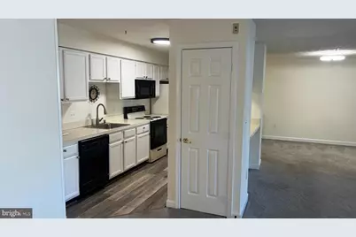 625 Admiral Drive #205, Annapolis, MD 21401 - Photo 5