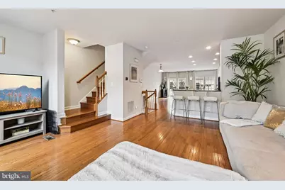 751 Cherry Bark Lane, Baltimore, MD 21225 - Photo 3