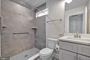 1205 Hawthorne St, Shady Side, MD 20764 - Photo 21