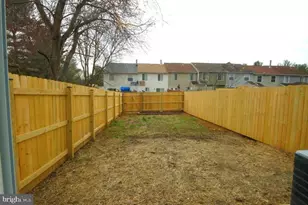 1656 Woodtree Ct E, Annapolis, MD 21409 - Photo 3