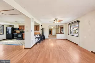 8292 Shilling Rd, Pasadena, MD 21122 - Photo 3