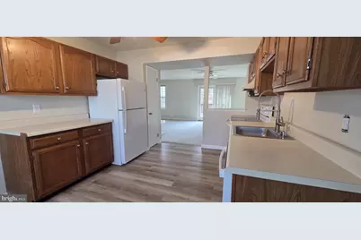 7854 Kings Bench Place, Pasadena, MD 21122 - Photo 7