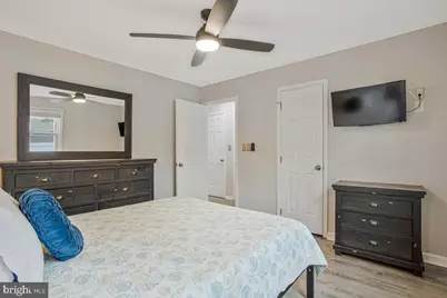 805 Barrett Avenue, Arnold, MD 21012 - Photo 9