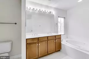 2402 Almshouse Dr, Odenton, MD 21113 - Photo 9