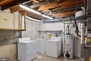 1609 Earlham Ave, Crofton, MD 21114 - Photo 23