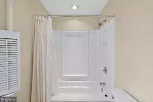 1609 Earlham Ave, Crofton, MD 21114 - Photo 21