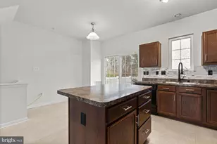 823 Croggan Cres, Glen Burnie, MD 21060 - Photo 7