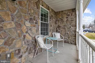 7665 Cedar Dr, Pasadena, MD 21122 - Photo 5