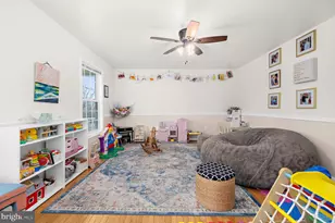 7665 Cedar Dr, Pasadena, MD 21122 - Photo 9