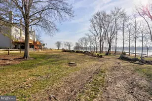 1360 Triwater, Baltimore, MD 21226 - Photo 43