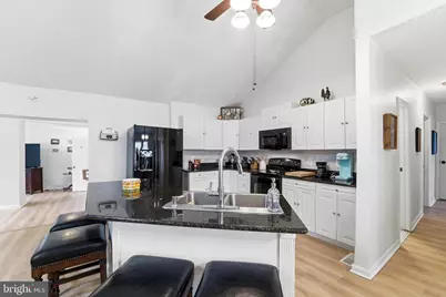 7806 Appletree Road, Pasadena, MD 21122 - Photo 17