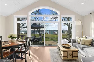 3738 Bay Dr, Edgewater, MD 21037 - Photo 3