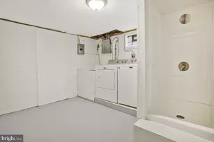 119 W Edgevale Rd, Baltimore, MD 21225 - Photo 35