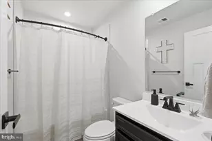 7810 Yona Ct, Glen Burnie, MD 21060 - Photo 9