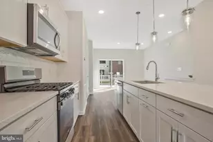 244 Mainstream Dr, Laurel, MD 20724 - Photo 13