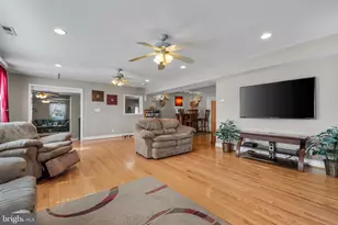 910 Hilltop Rd, Orchard Beach, MD 21226 - Photo 9