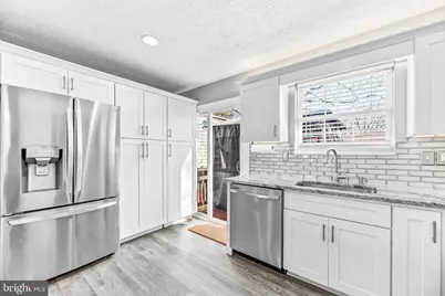 7803 W Shore Road, Pasadena, MD 21122 - Photo 9