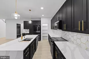 237 Brock Bridge Rd, Laurel, MD 20724 - Photo 3