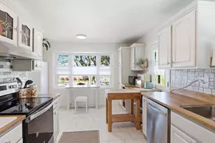 413 Ridgeview Ct, Arnold, MD 21012 - Photo 7