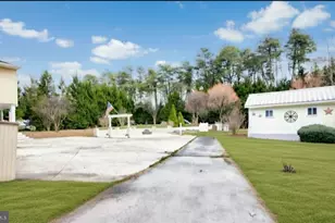 7809 Locust Wood Rd, Severn, MD 21144 - Photo 3