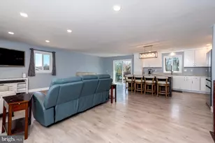 819 Elm Dr, West River, MD 20778 - Photo 9