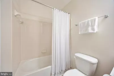 915 Hopkins Corner, Glen Burnie, MD 21060 - Photo 25