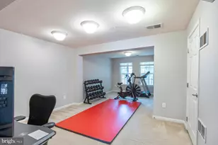 915 Hopkins Cor, Glen Burnie, MD 21060 - Photo 27