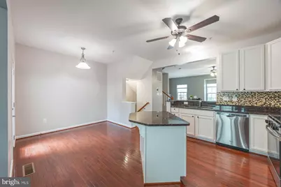 915 Hopkins Corner, Glen Burnie, MD 21060 - Photo 7