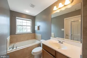 915 Hopkins Cor, Glen Burnie, MD 21060 - Photo 17