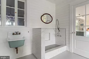 2 River Dr, Annapolis, MD 21403 - Photo 27