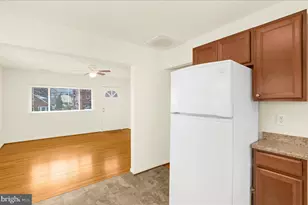 8229 Fort Smallwood Rd, Baltimore, MD 21226 - Photo 9