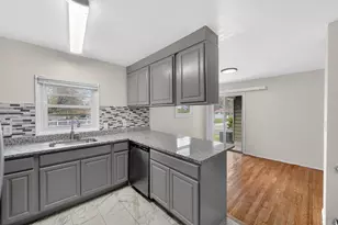 3397 Fountain Green S, Laurel, MD 20724 - Photo 7