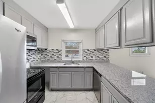 3397 Fountain Green S, Laurel, MD 20724 - Photo 9