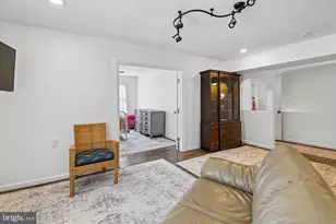 8 Fleet St, Annapolis, MD 21401 - Photo 13