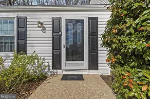 372 Blossom Tree Dr, Annapolis, MD 21409 - Photo 3