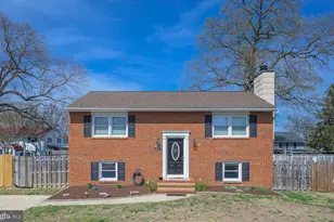 804 221st St, Pasadena, MD 21122 - Photo 1