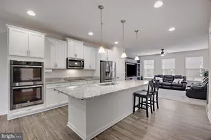 7545 Holly Ridge Dr, Glen Burnie, MD 21060 - Photo 9