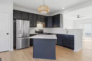 1404 Pangbourne Way, Hanover, MD 21076 - Photo 5