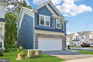 180 Jessica Ln, Glen Burnie, MD 21061 - Photo 3